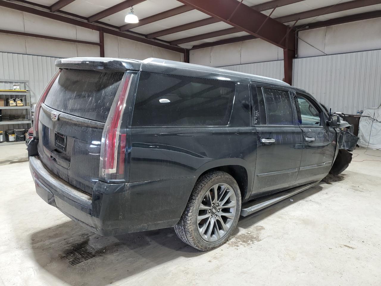 2019 Cadillac Escalade - Image 3