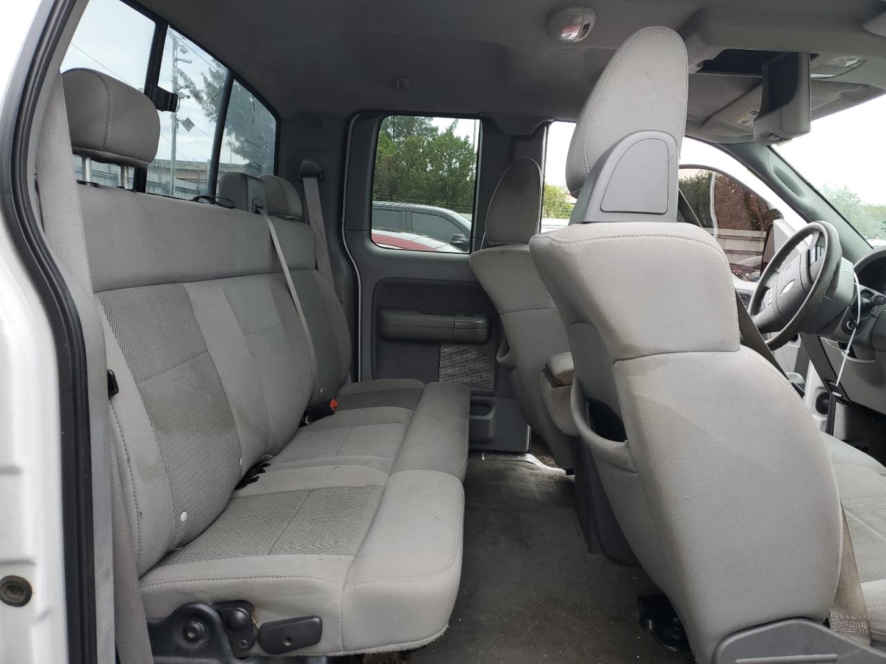 2006 Ford F-150 - Image 10