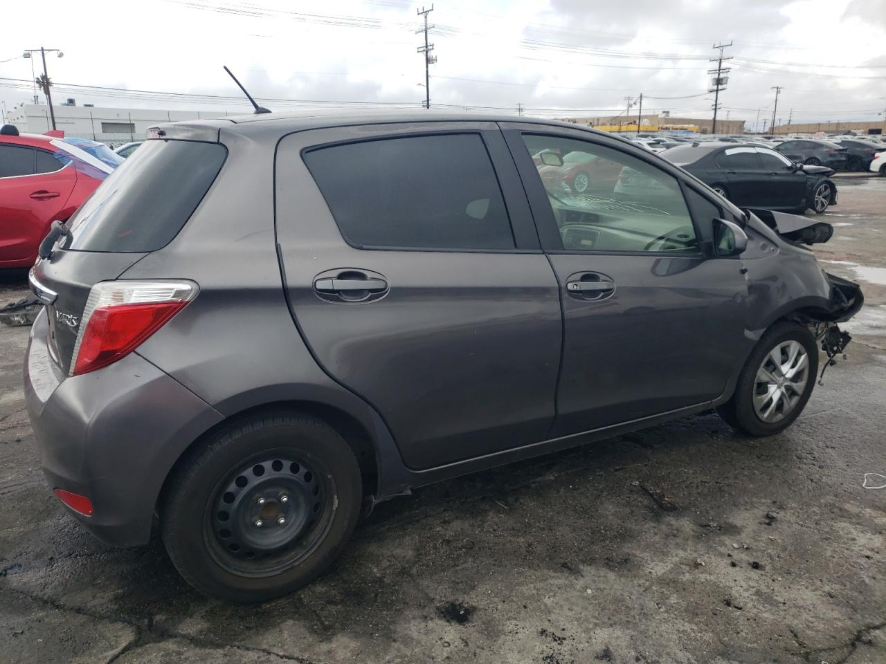 2012 Toyota Yaris - Image 3