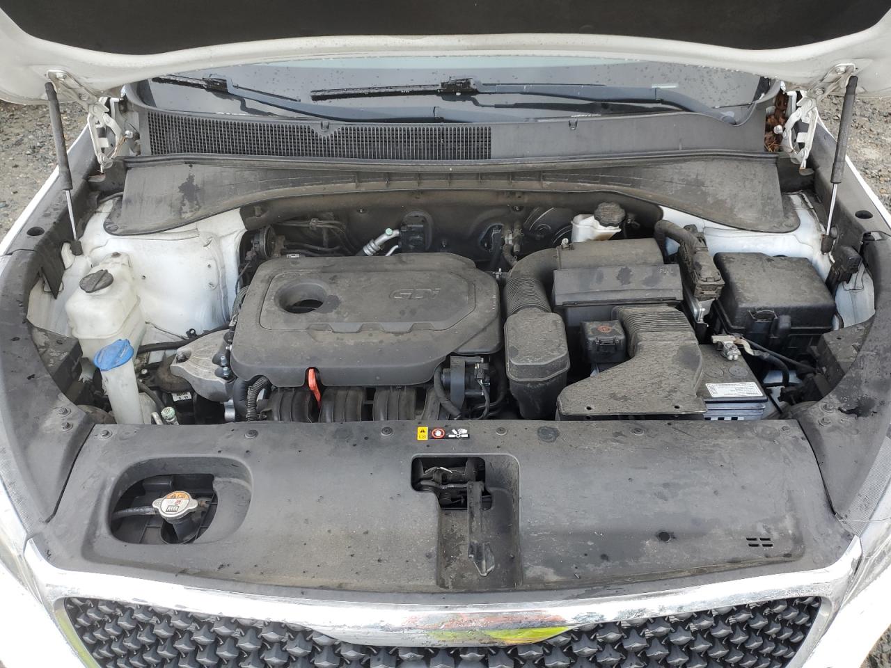 2016 Kia Sorento - Image 13