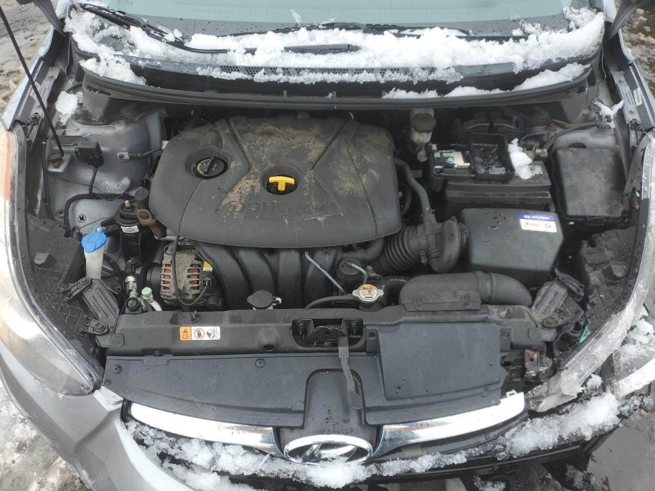 2013 Hyundai Elantra - Image 11