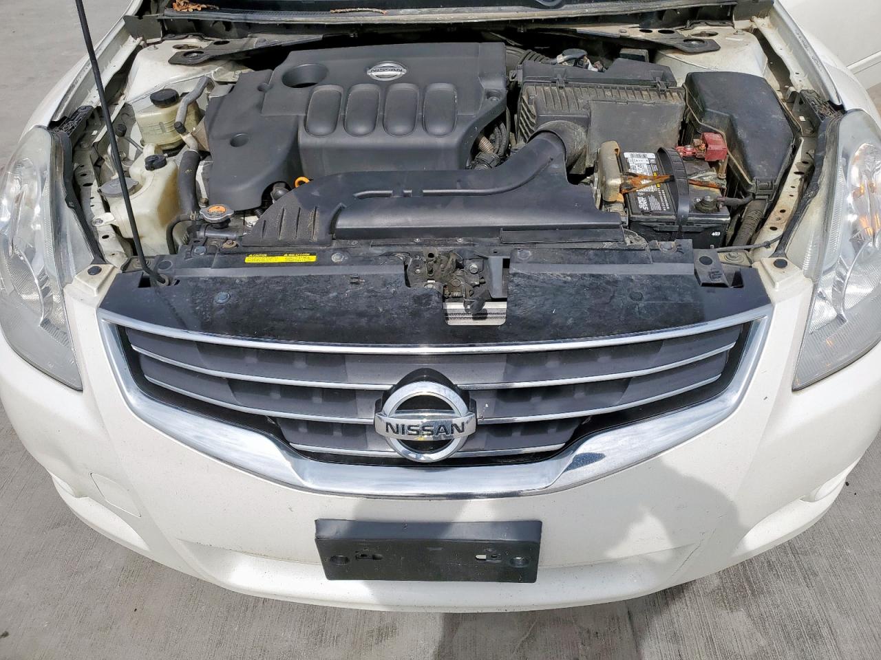 2011 Nissan Altima - Image 11