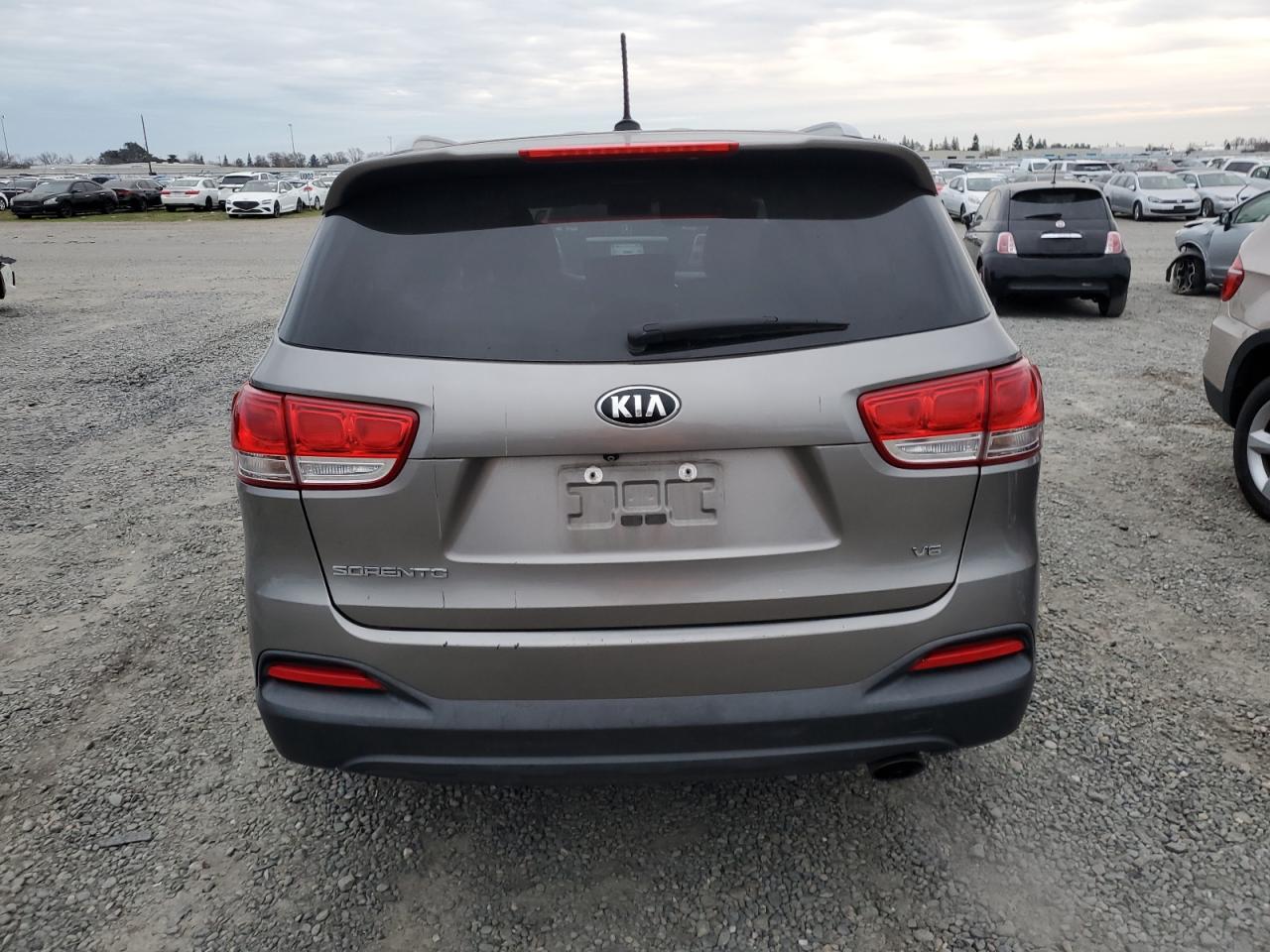 2017 Kia Sorento - Image 6