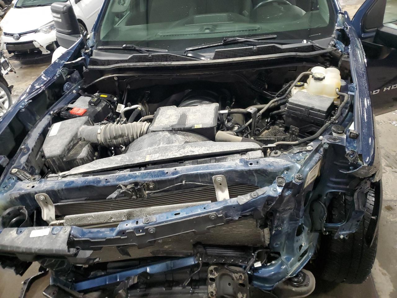 2020 Chevrolet Silverado - Image 12