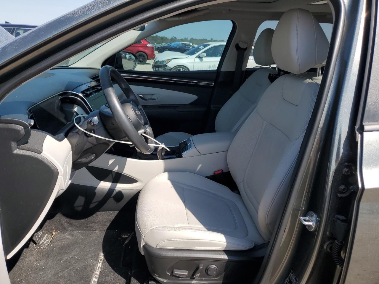 2023 Hyundai Tucson - Image 7