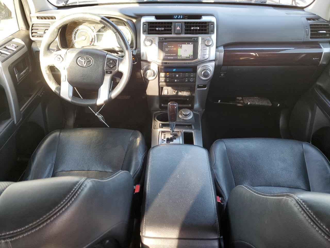 2018 Toyota 4Runner - Image 8
