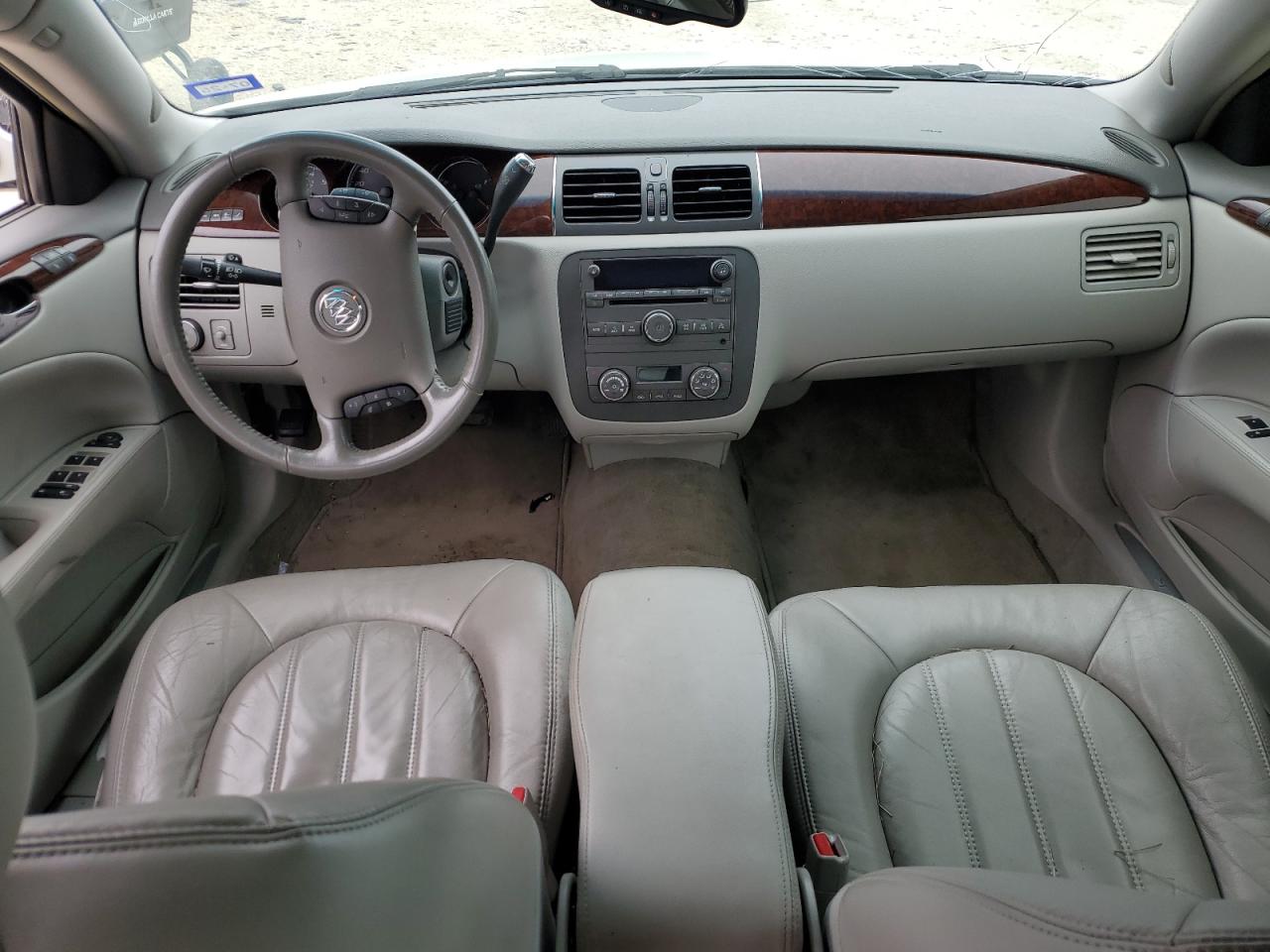 2010 Buick Lucerne - Image 8