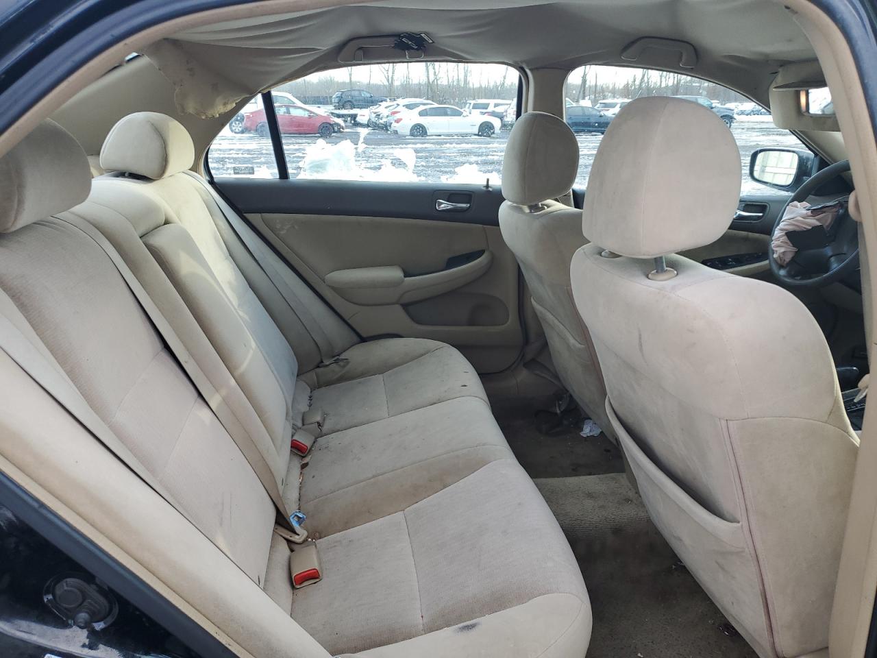 2004 Honda Accord - Image 11