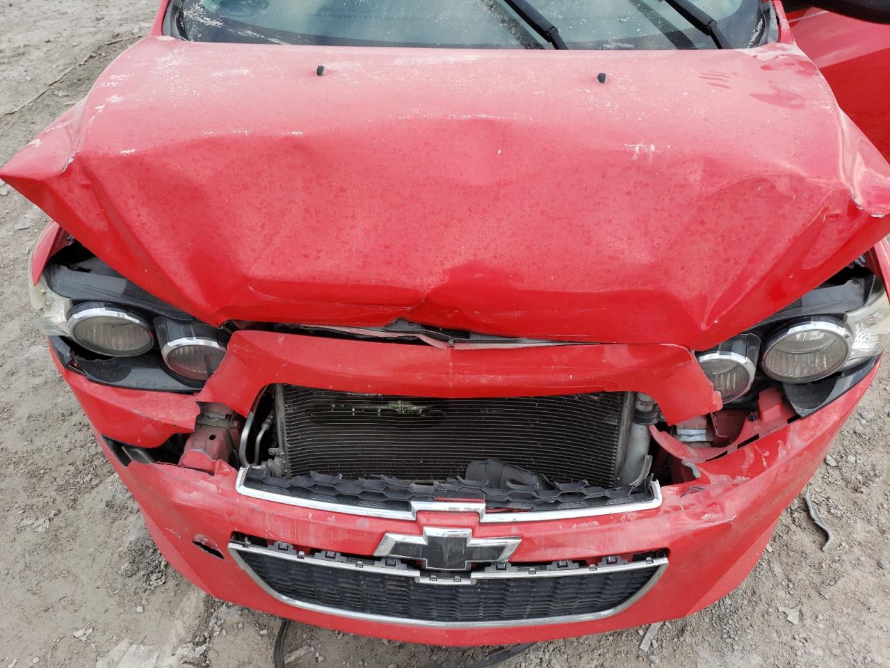 2015 Chevrolet Sonic - Image 14