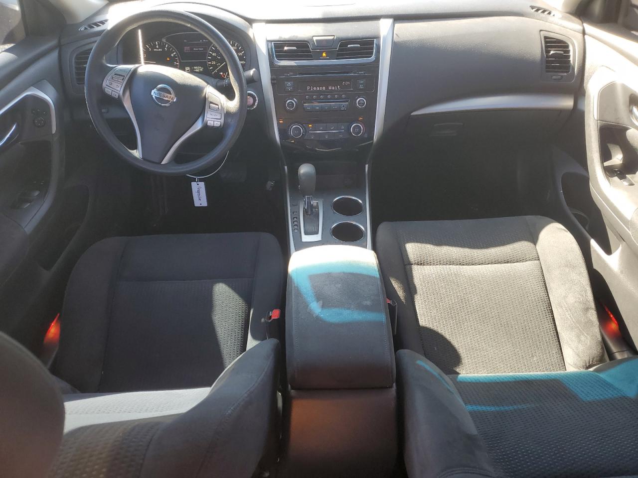 2015 Nissan Altima - Image 8