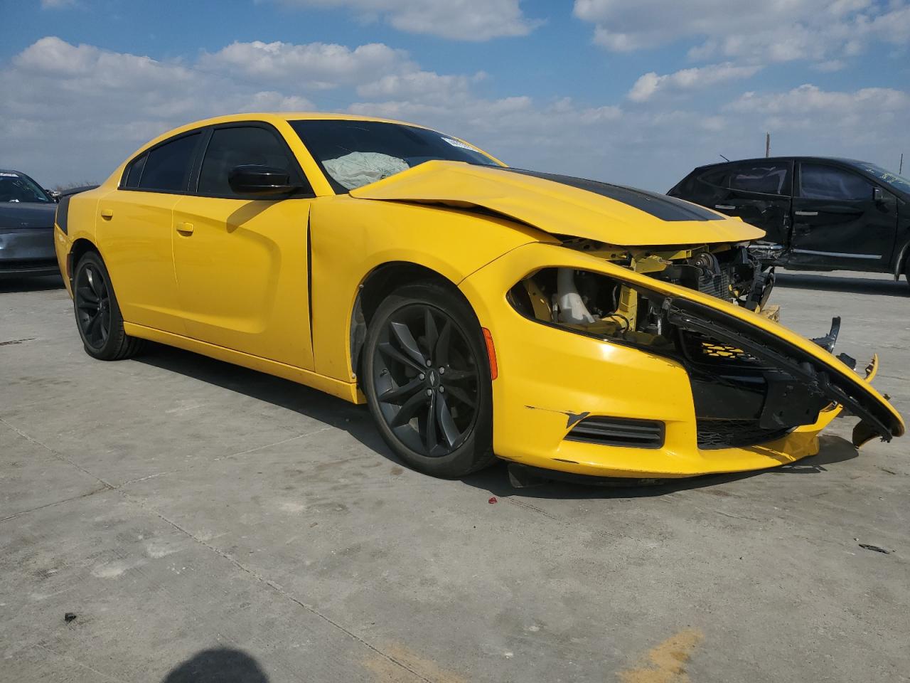 2017 Dodge Charger - Image 4