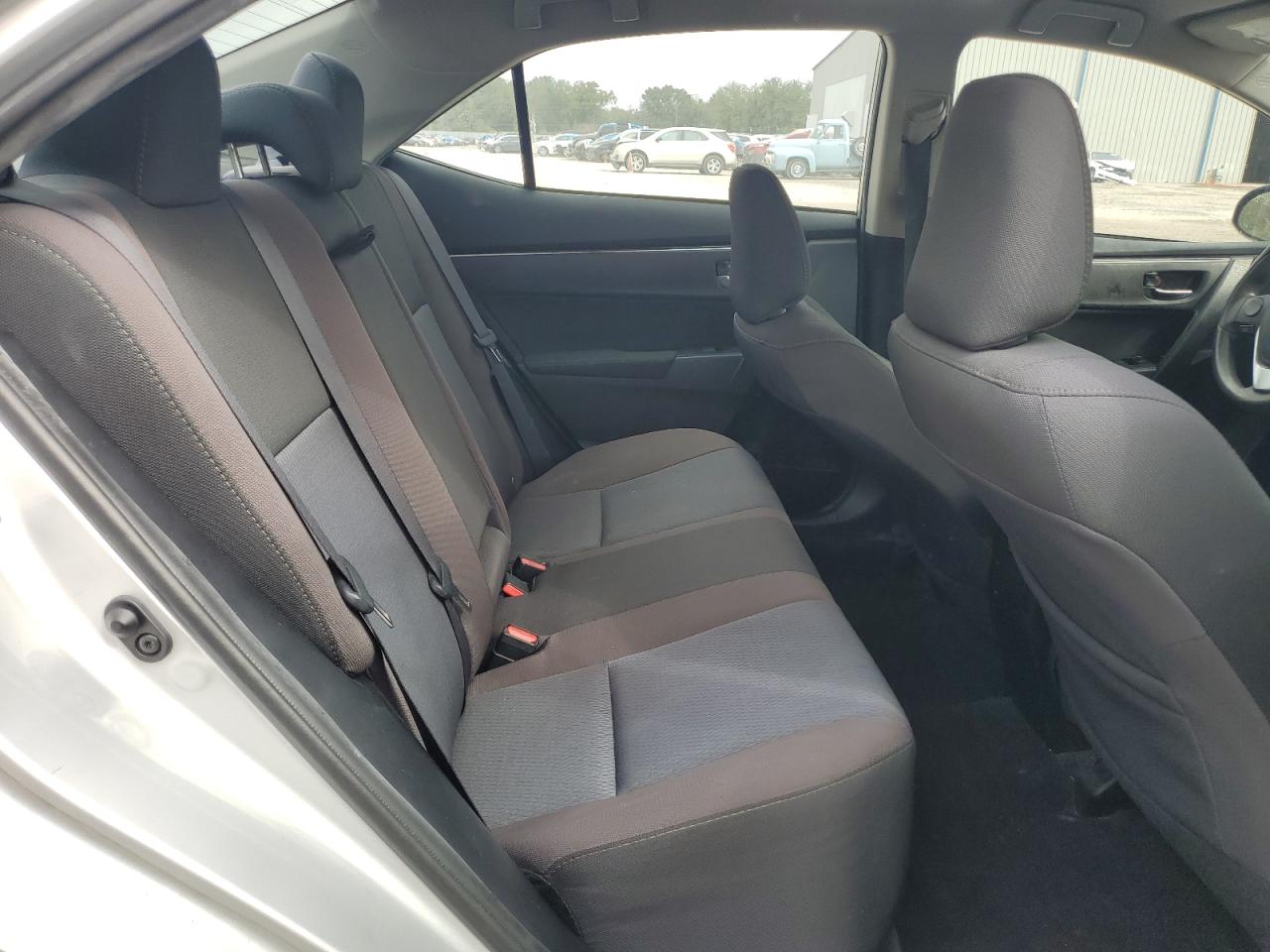 2017 Toyota Corolla - Image 10