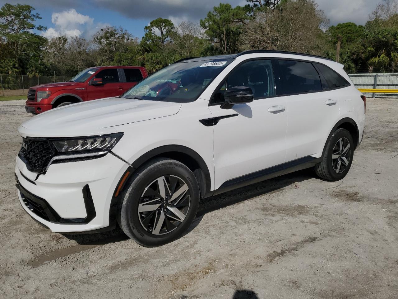 2023 Kia Sorento - Image 1