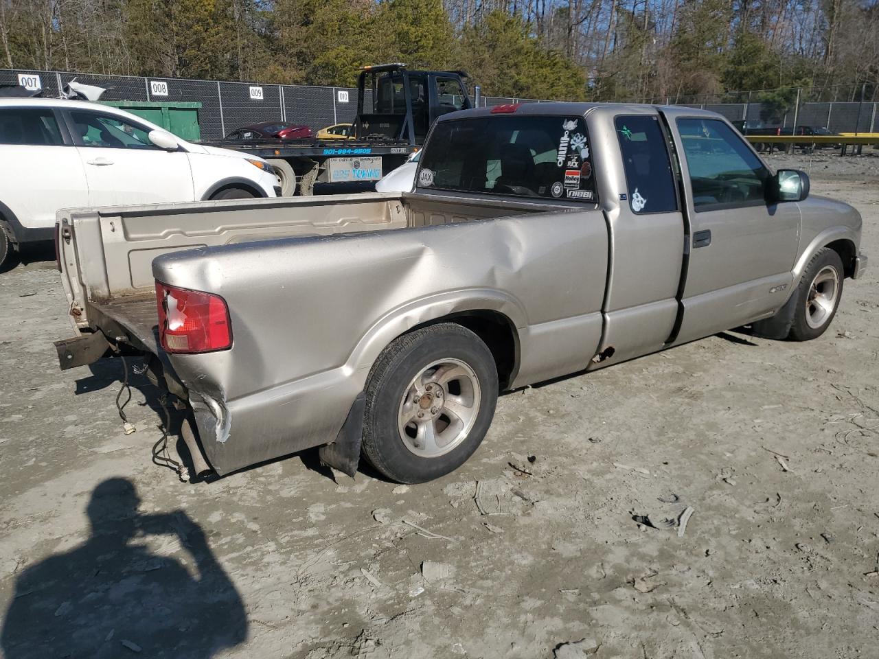 2000 Chevrolet S-10 Pickup - Image 3