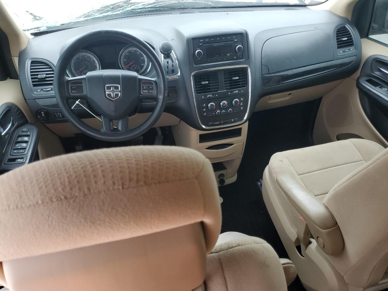 2014 Dodge Caravan - Image 8