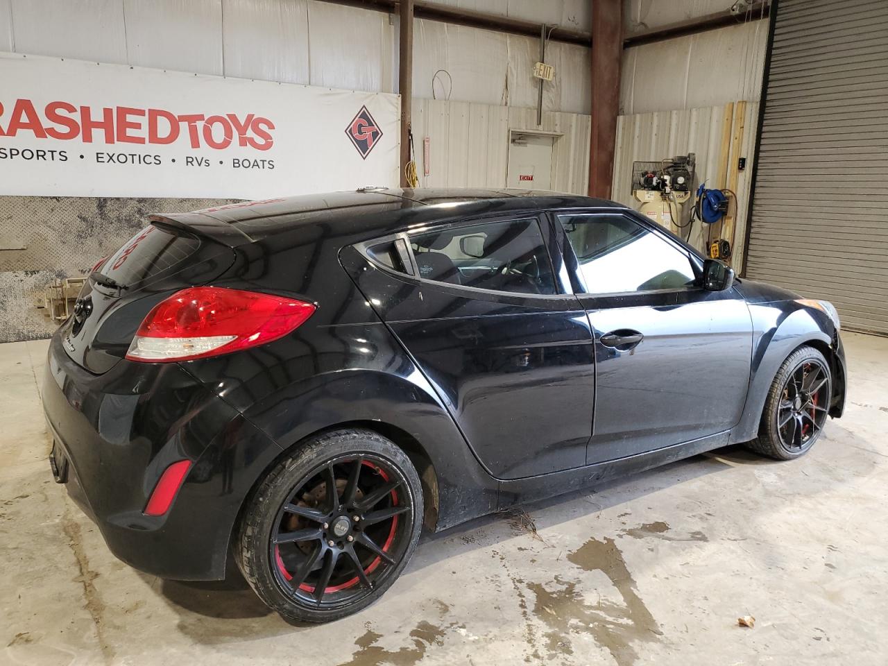 2012 Hyundai Veloster - Image 3
