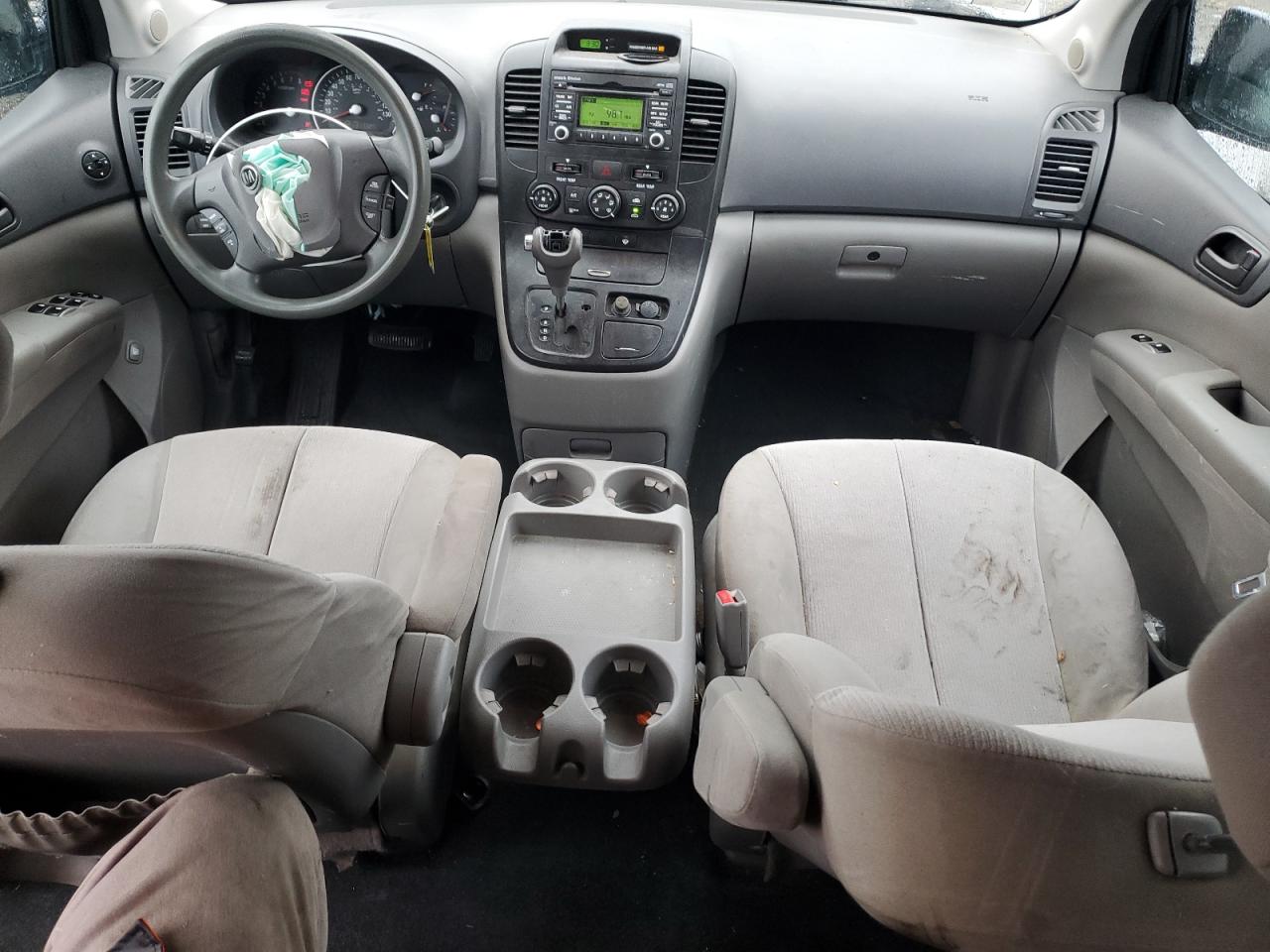 2012 Kia Sedona - Image 8