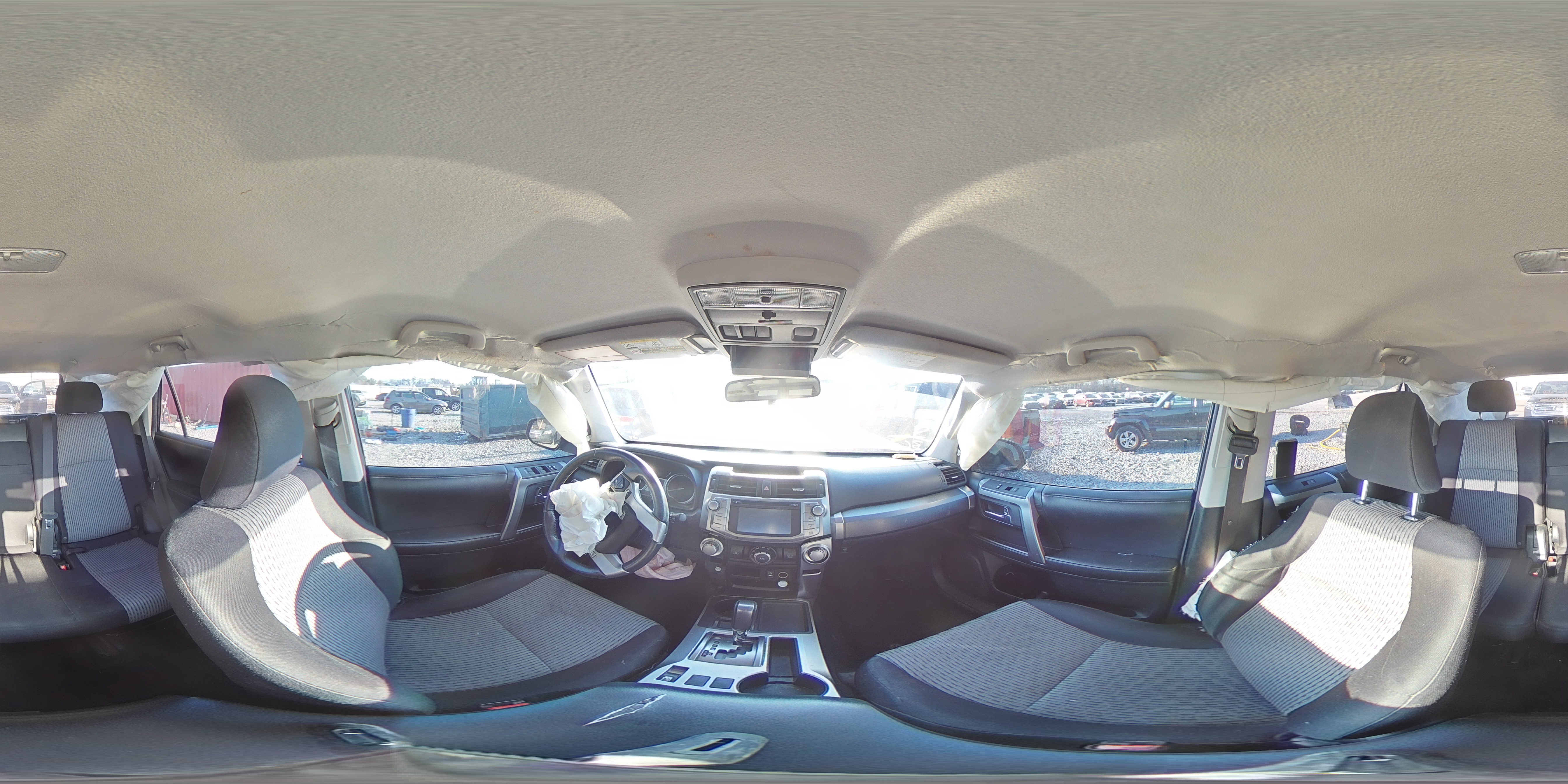 2015 Toyota 4Runner - Image 15