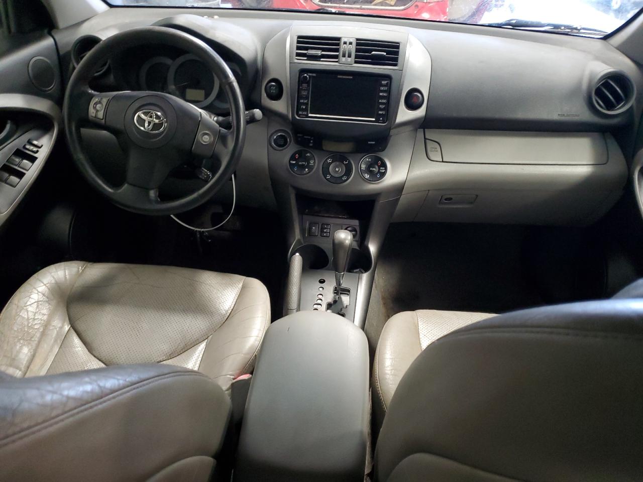 2011 Toyota RAV 4 - Image 8