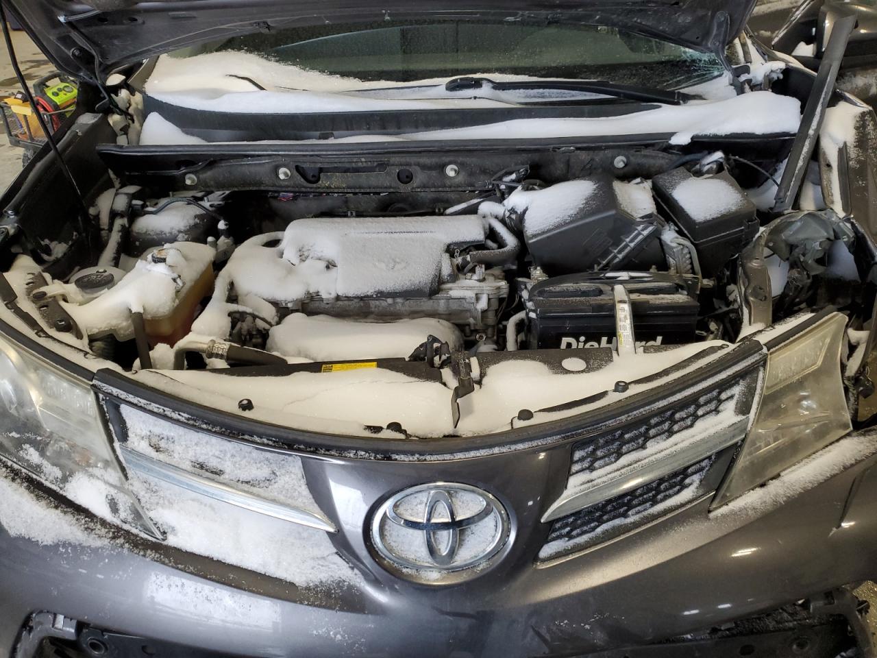 2013 Toyota RAV 4 - Image 12