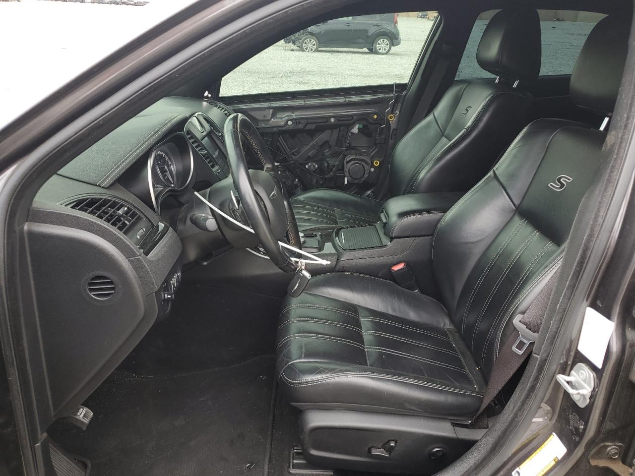 2021 Chrysler 300 - Image 7
