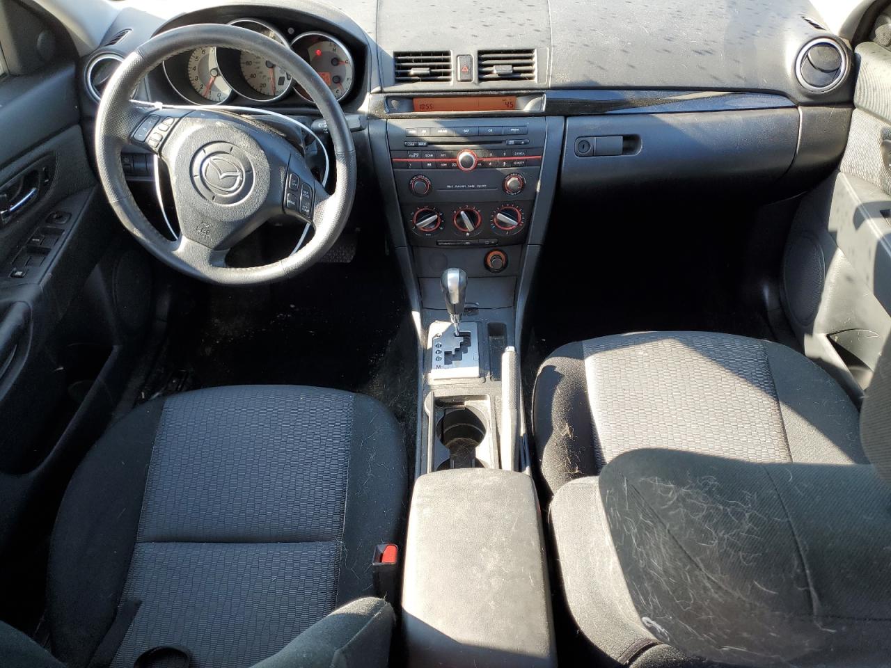 2009 Mazda 3 - Image 8