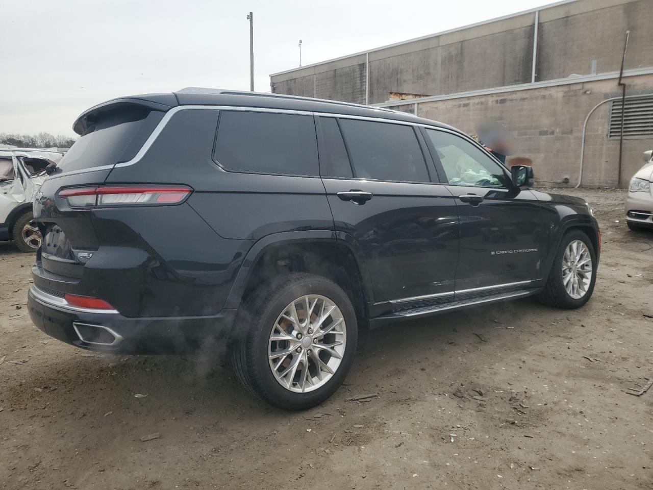 2021 Jeep Grand Cherokee - Image 3