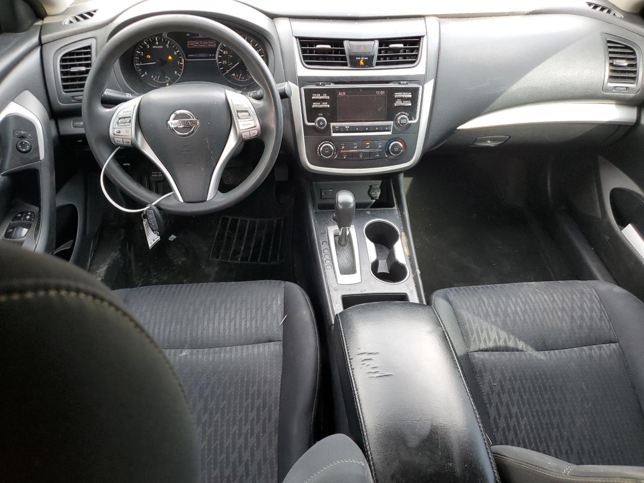 2017 Nissan Altima - Image 8