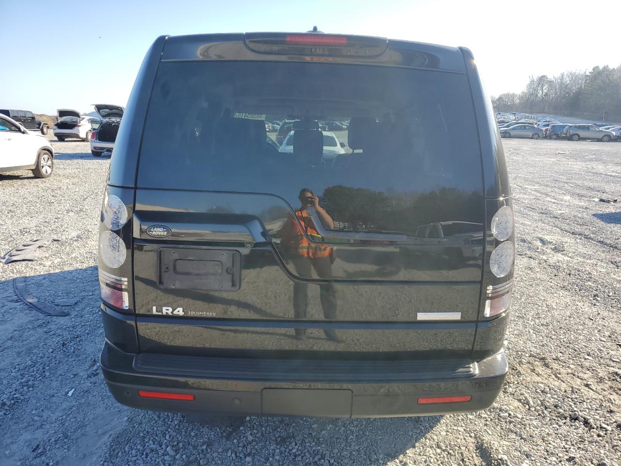 2016 Land Rover LR4 - Image 6