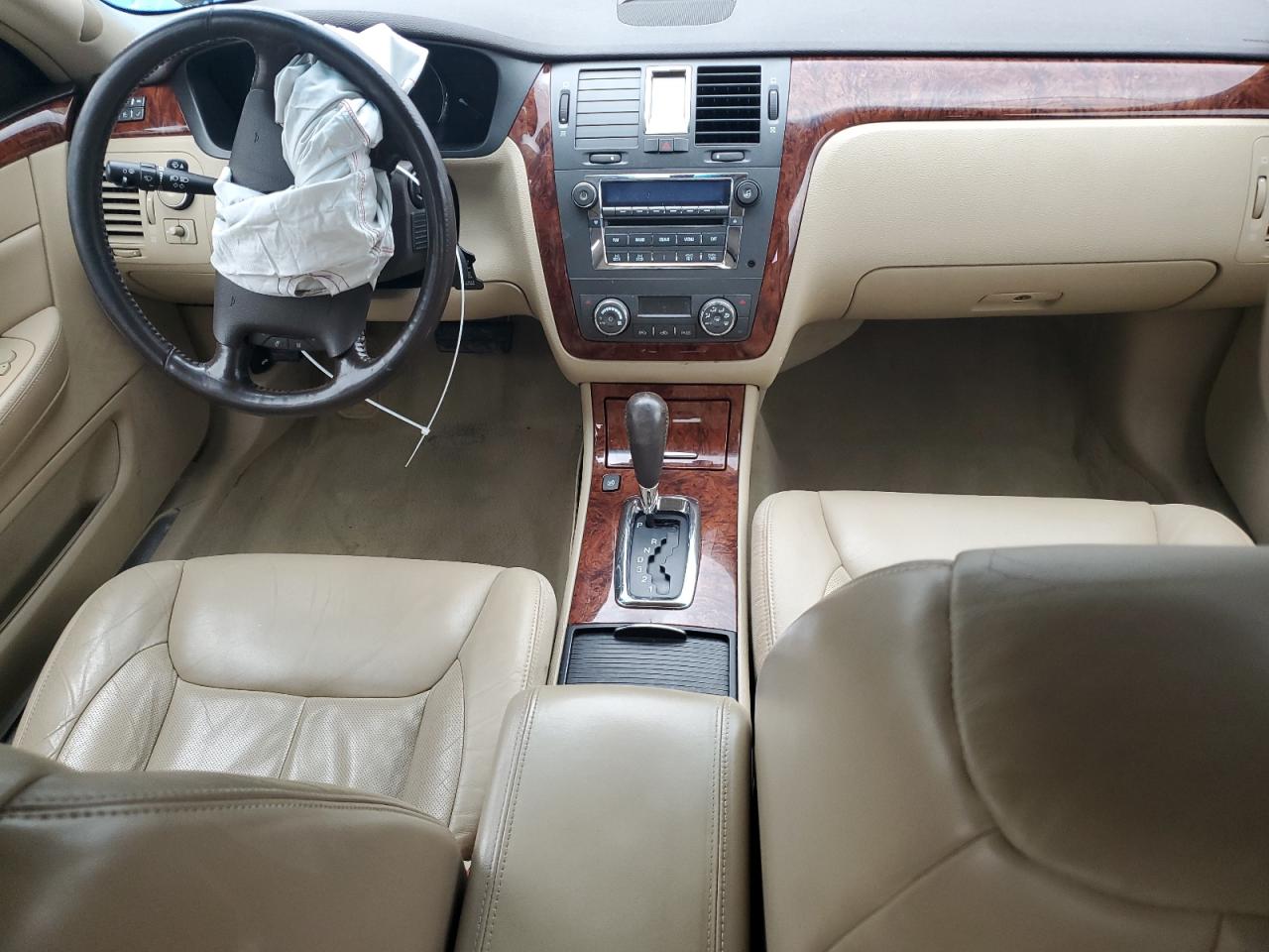 2007 Cadillac DTS - Image 8