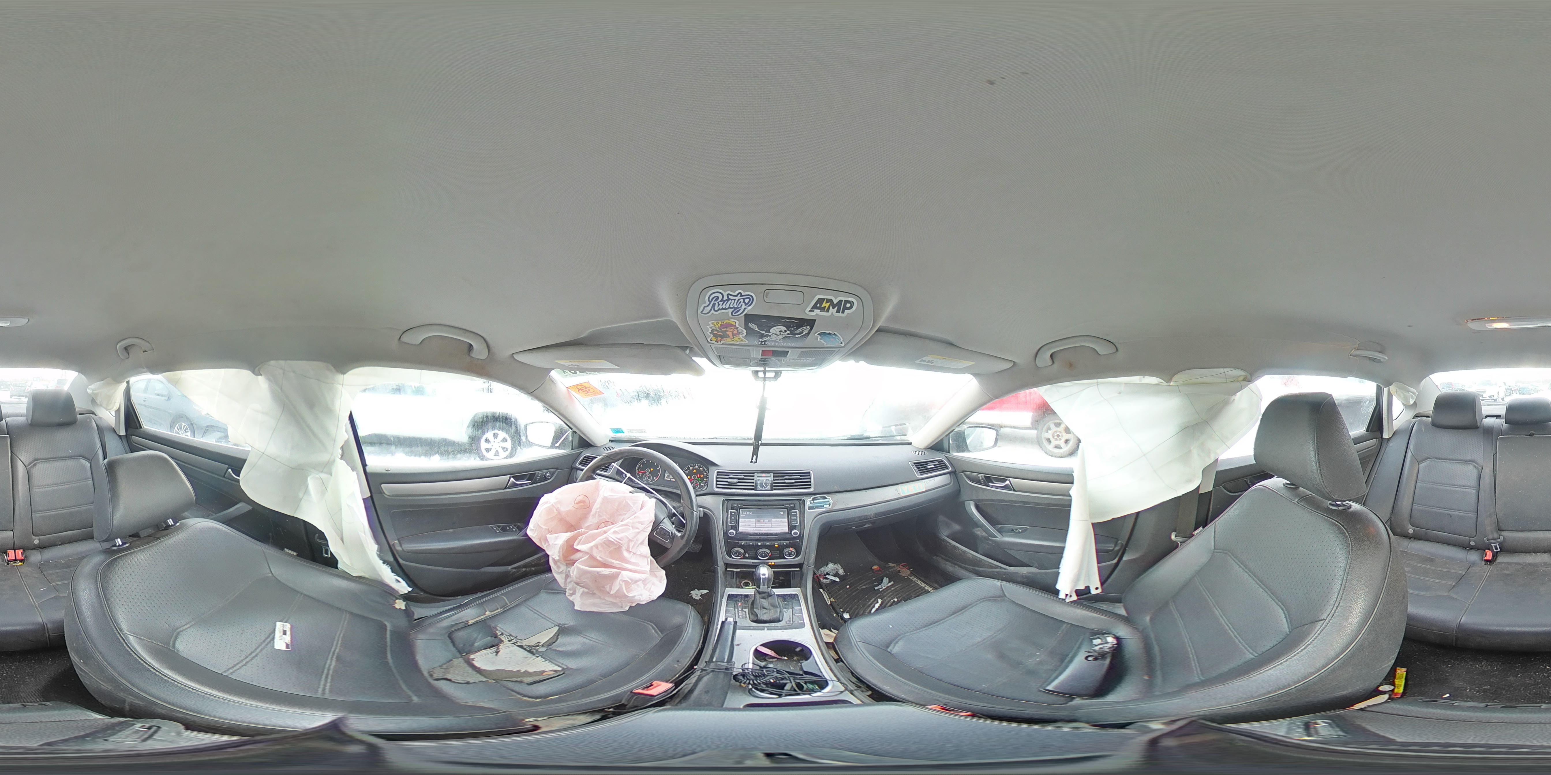 2014 Volkswagen Passat - Image 15