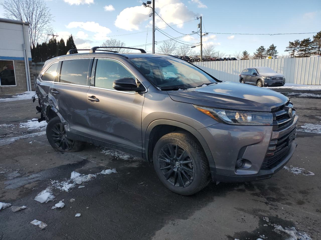2019 Toyota Highlander - Image 4