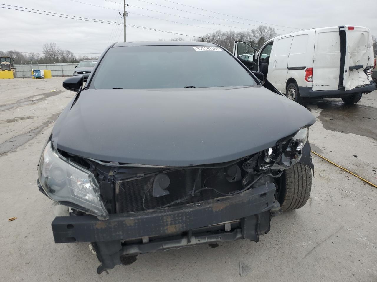 2012 Toyota Camry - Image 5