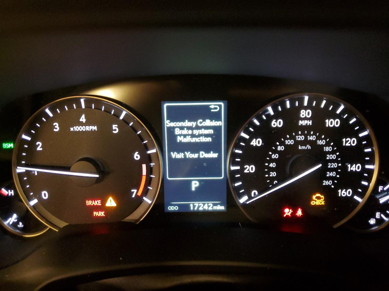 2022 Lexus RX - Image 9