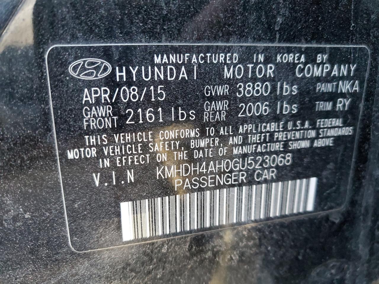 2016 Hyundai Elantra - Image 12