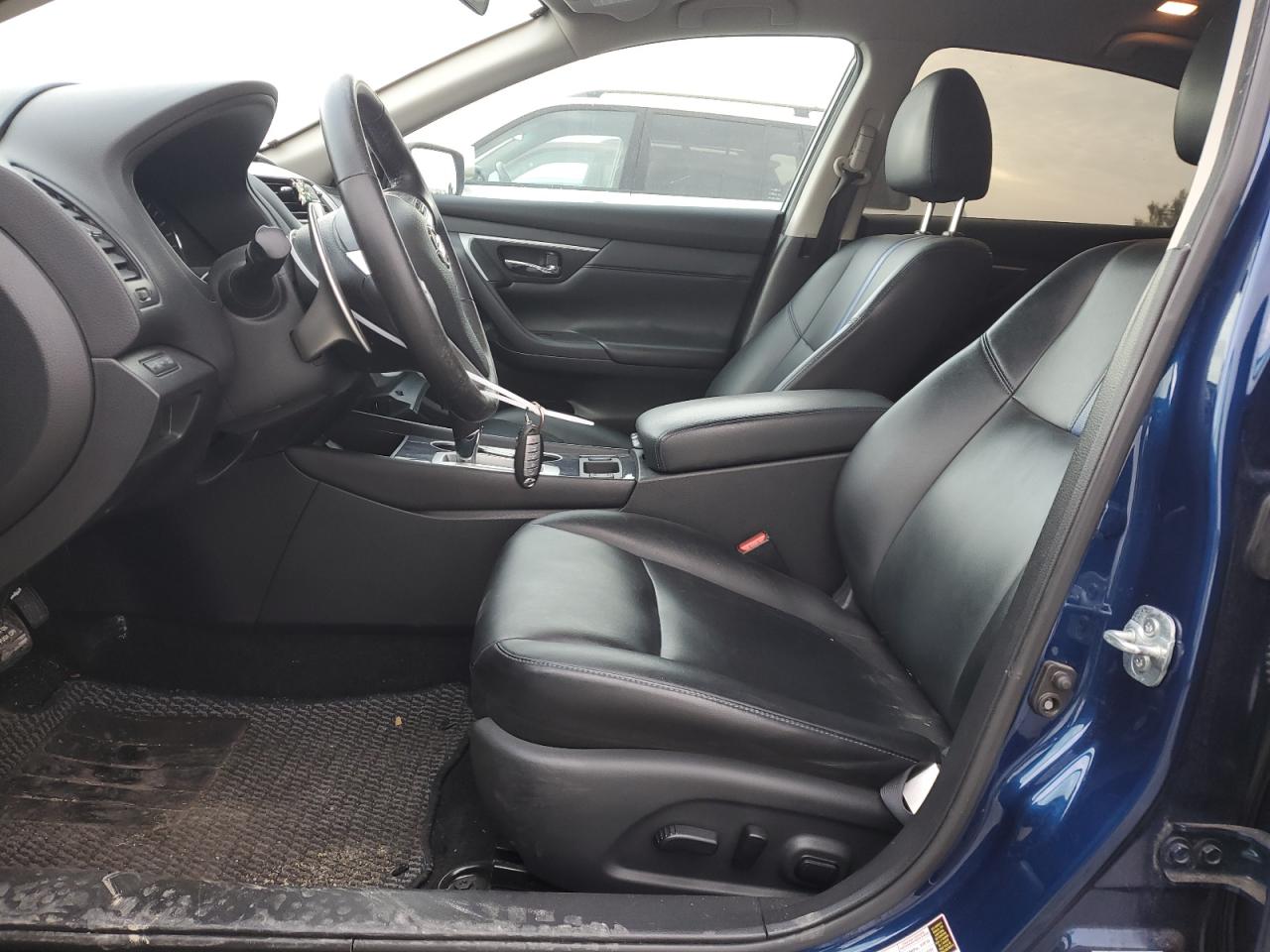 2018 Nissan Altima - Image 7