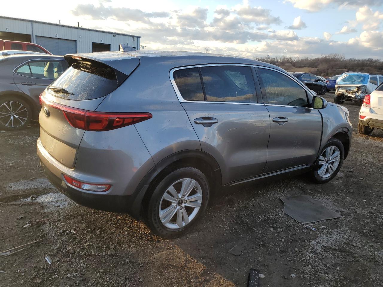 2017 Kia Sportage - Image 3