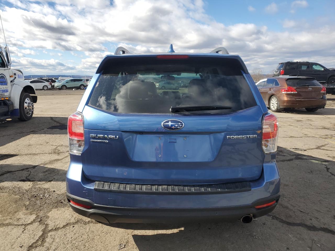 2018 Subaru Forester 2.5I Limited VIN: JF2SJARC8JH419405 Lot: 43919055