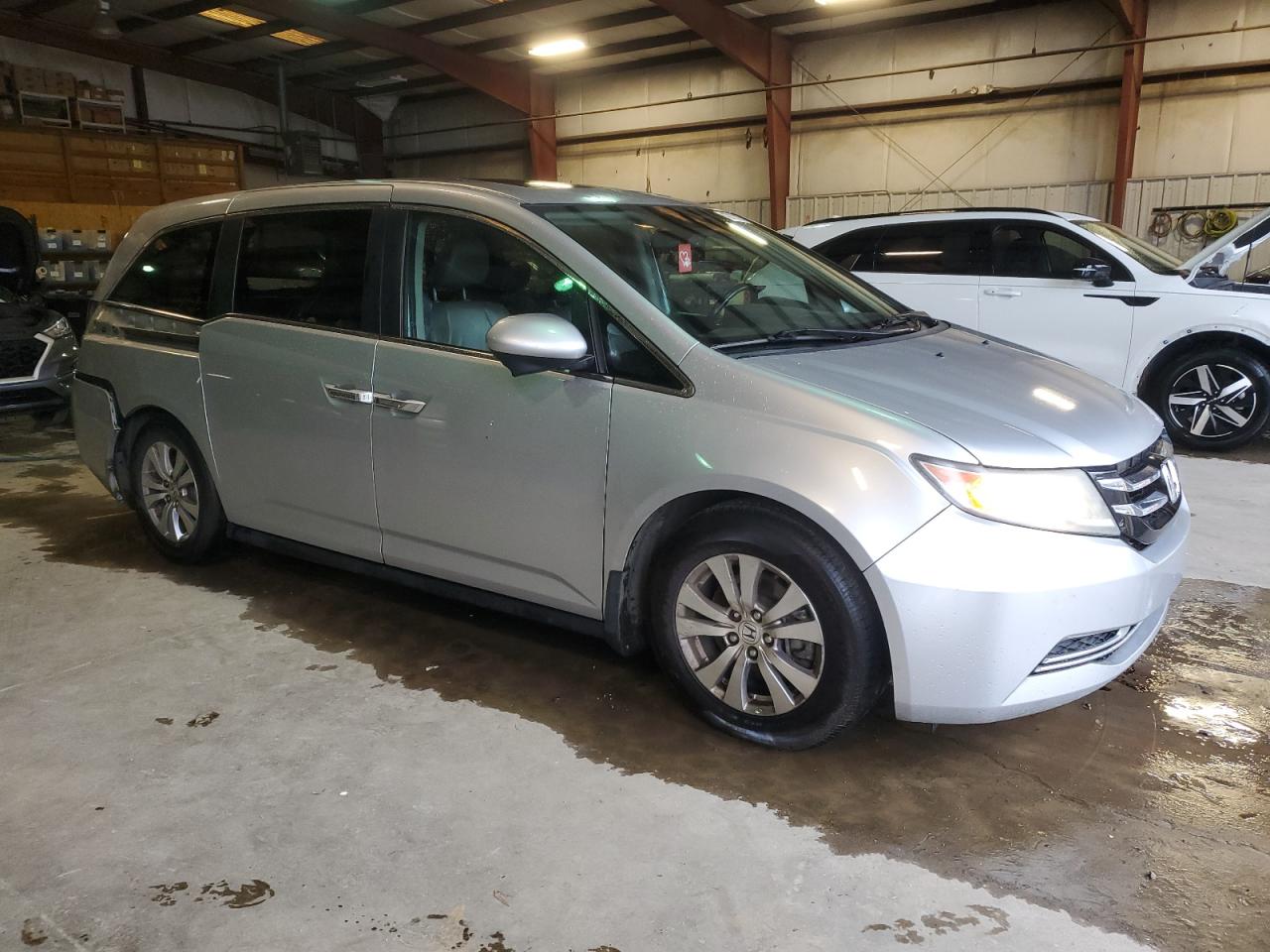 2014 Honda Odyssey - Image 4