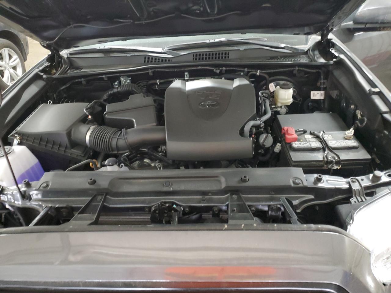 2021 Toyota Tacoma - Image 11