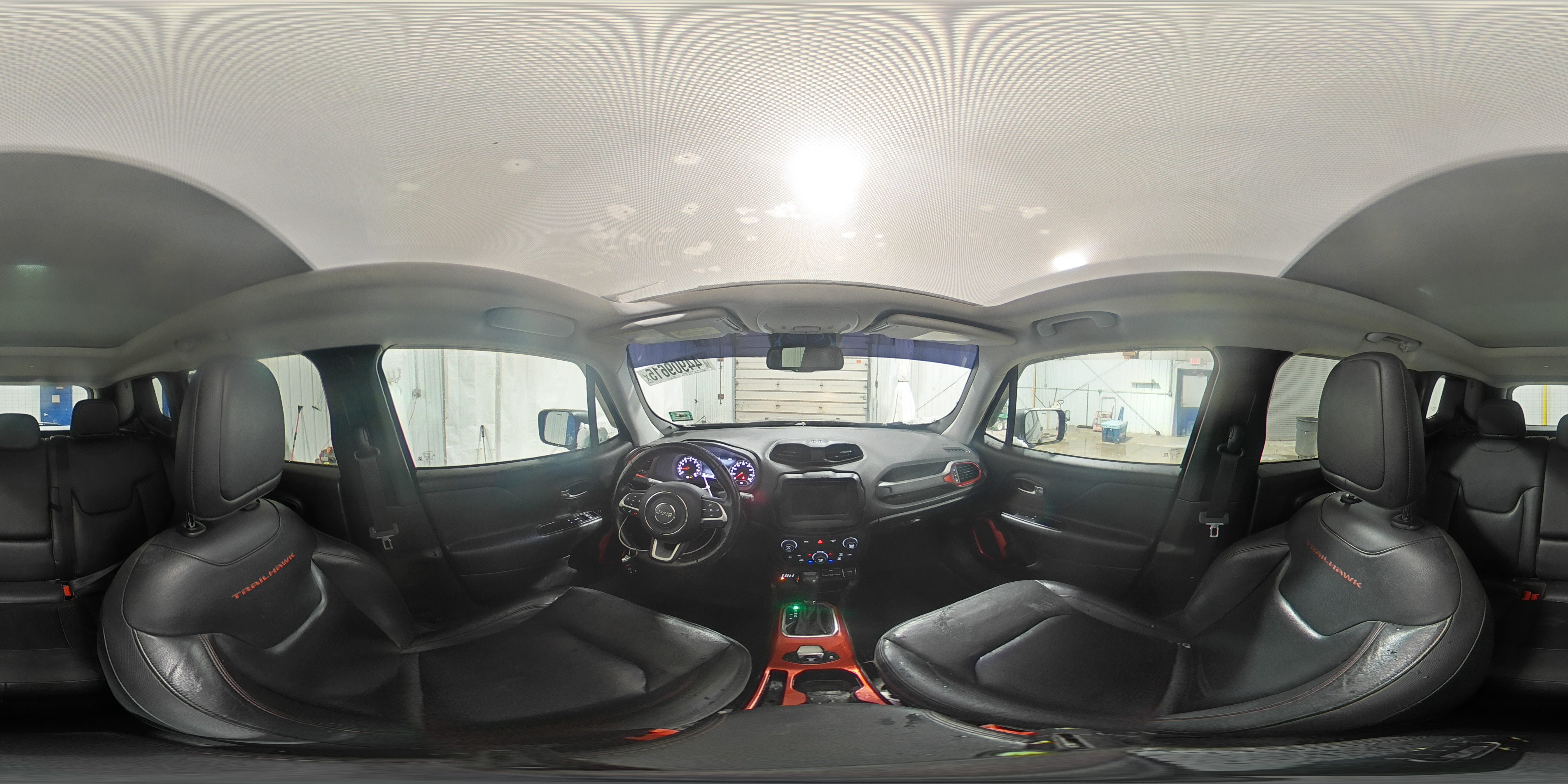 2018 Jeep Renegade - Image 15