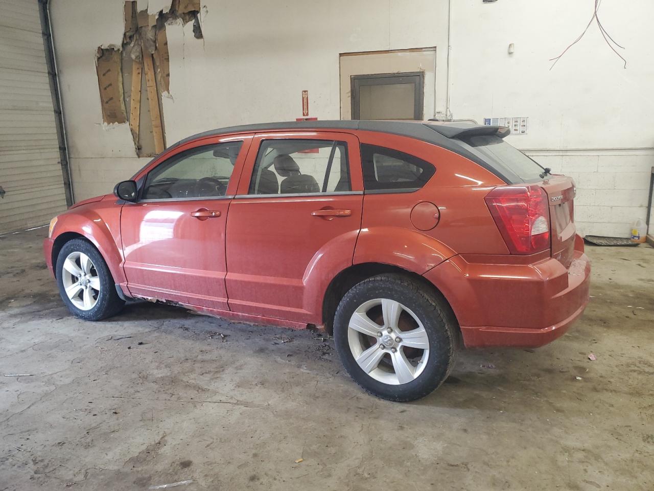 2010 Dodge Caliber - Image 2