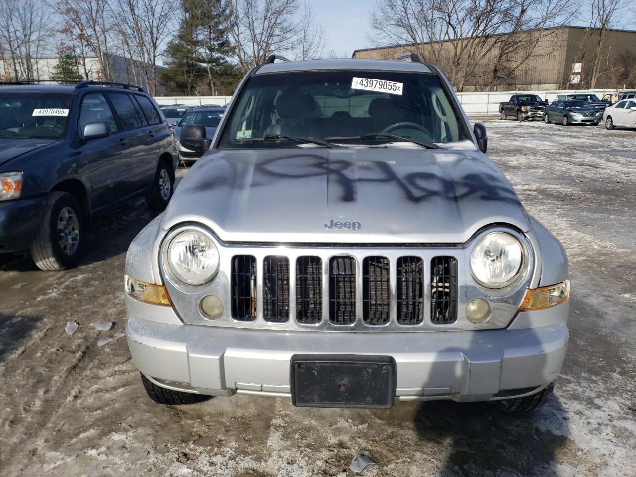 2005 Jeep Liberty (North America) - Image 5
