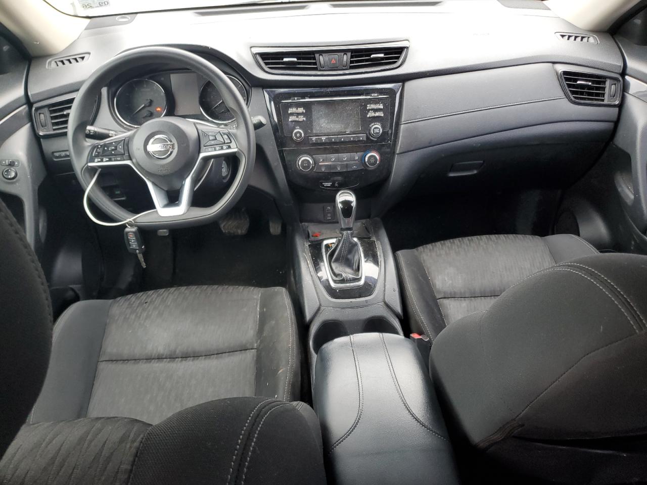 2017 Nissan Rogue - Image 8