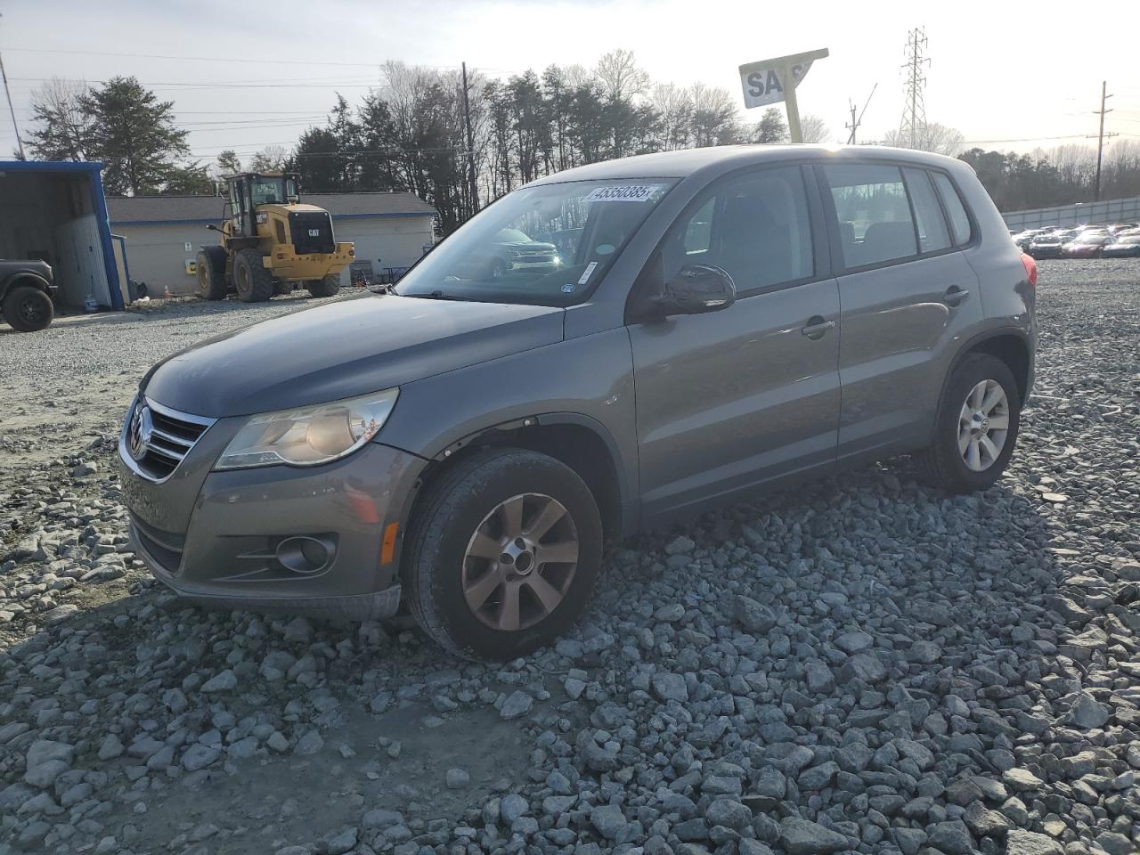 2010 Volkswagen Tiguan - Image 1