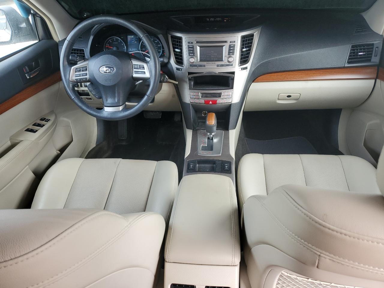 2014 Subaru Outback - Image 8