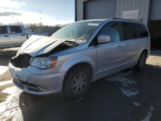 2012 Chrysler Town & Country Touring