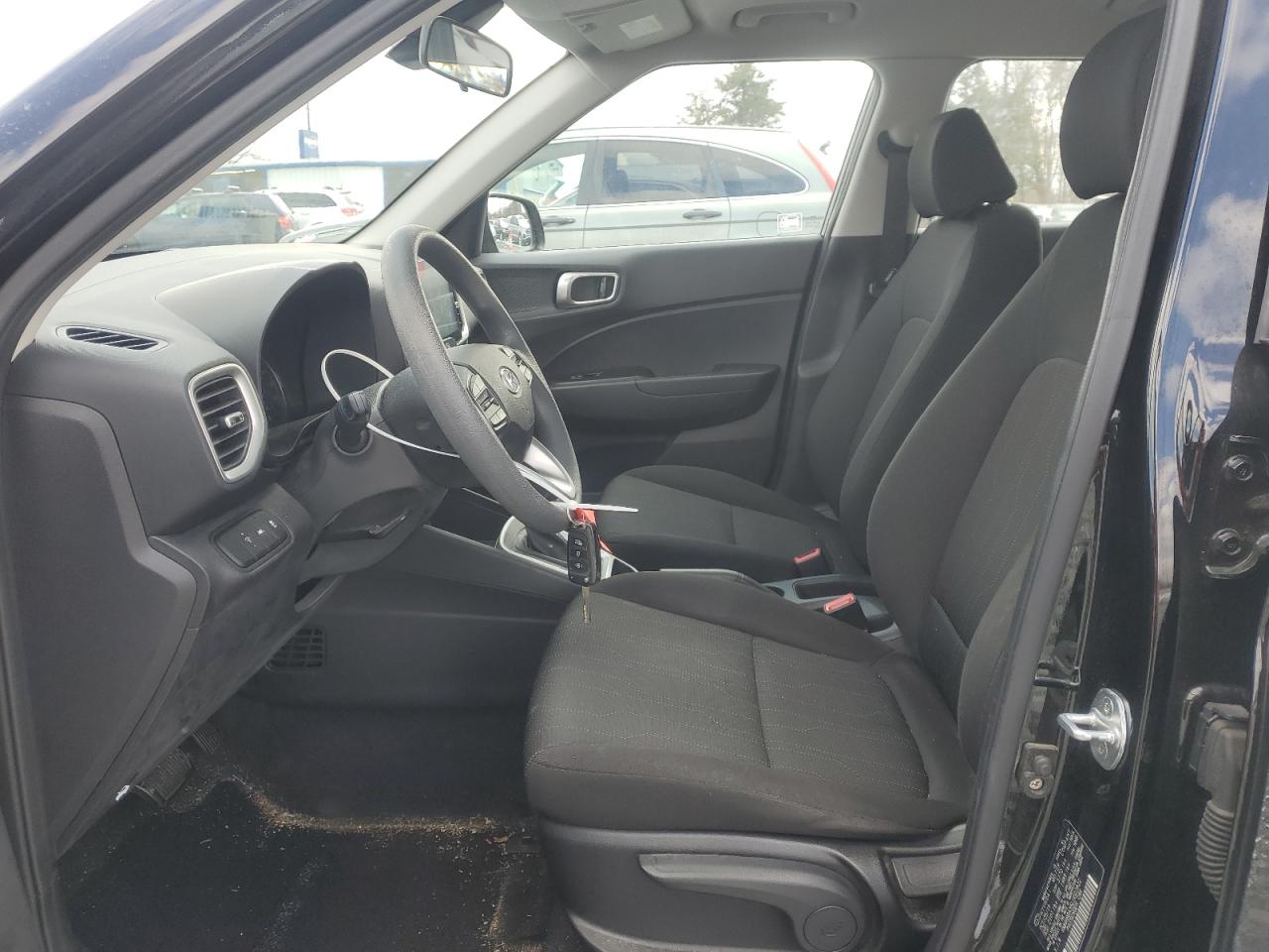 2020 Hyundai Venue - Image 7