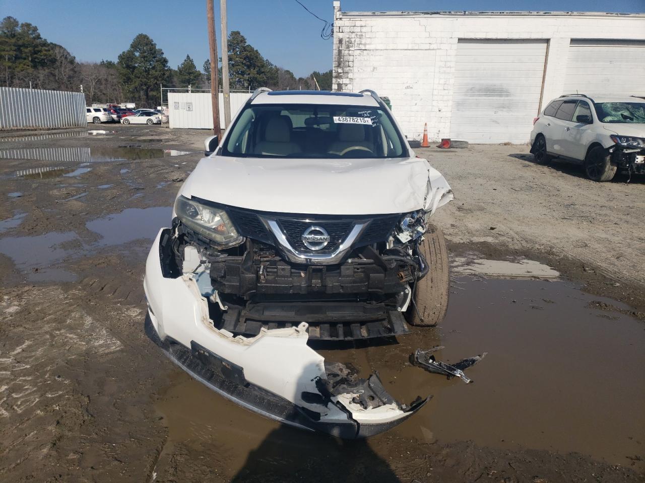 2014 Nissan Rogue - Image 5