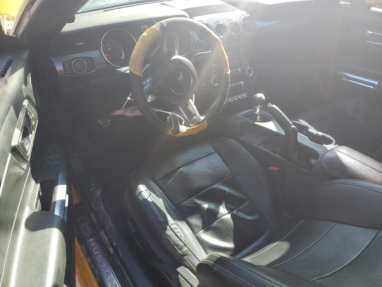 2015 Ford Mustang - Image 8